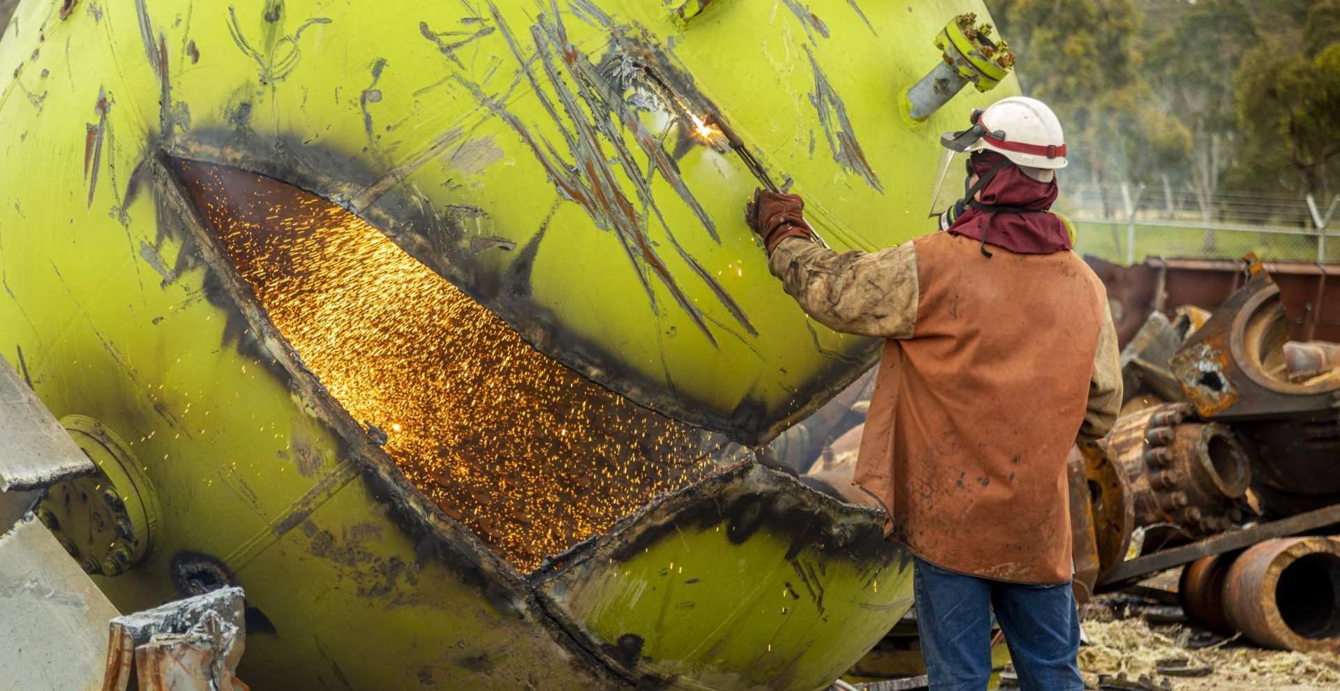 Staff demolishing a structure using an Oxy Cutter at the Wallerawang Power Station